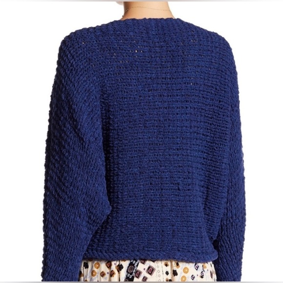 Free People Dolphin Bay Deep blue knit‎ ￼Oversized V-neck Soft sweater Sz XS-M - Picture 3 of 11